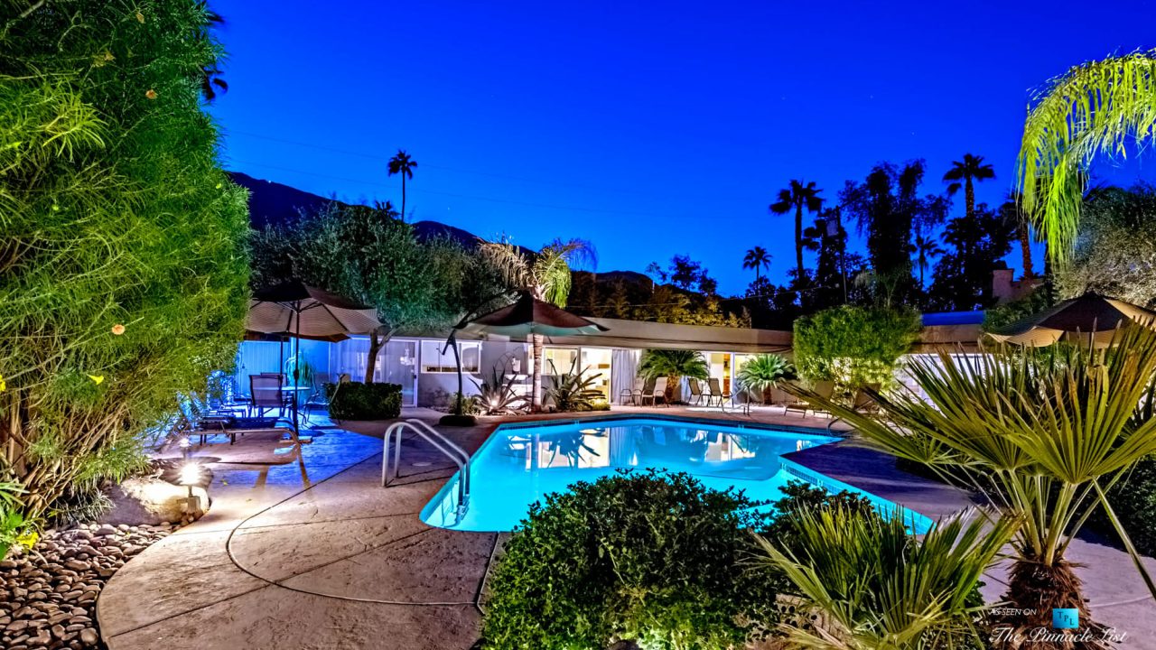 537 South Grenfall Road in Palm Springs, CA