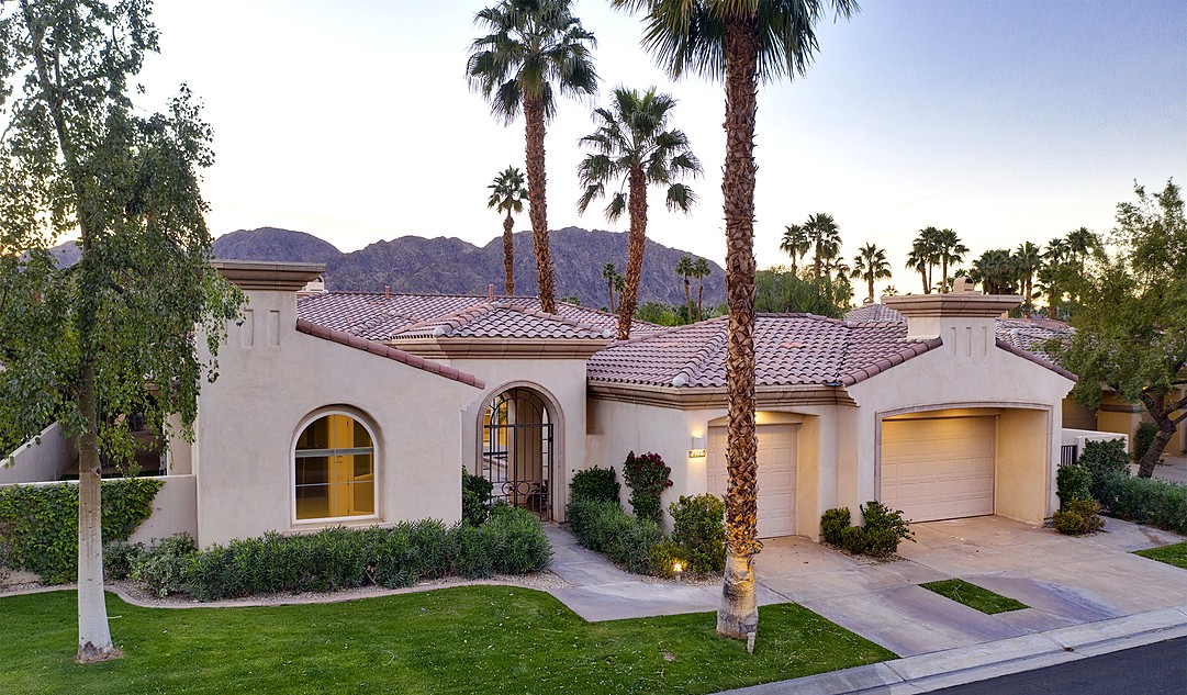 La Quinta desert-front residence sold by Josh Reef