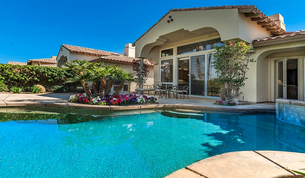 La Quinta poolside residence sold by Josh Reef